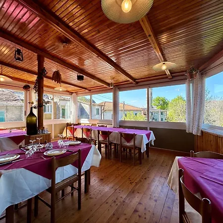 Agriturismo Villa Rosa *